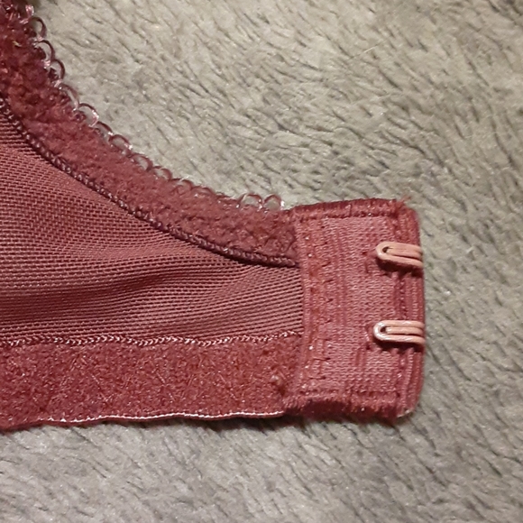 Donated Victoria’s Secret 36B plum bra - Picture 9 of 10